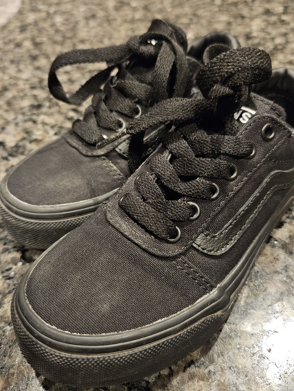 Vans Old Skool Vans Sneakers Size 11 Black - Picture 4 of 9